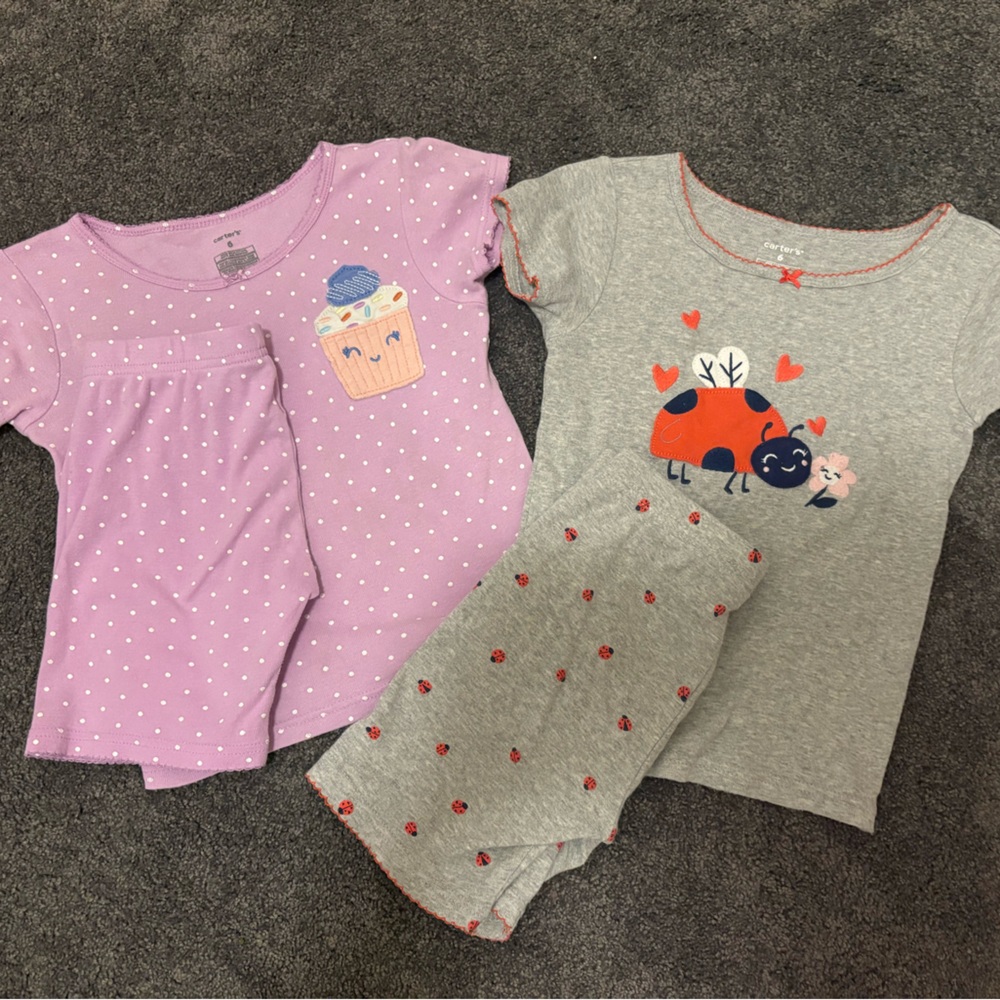Girls’ short pajamas